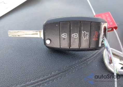 2017 Kia Sportage Lx z USA, uszkodzony, nr VIN KNDPM3AC7H7232952